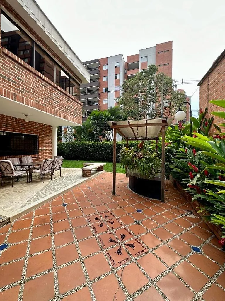 Holiday home Espaciosa Casa En Envigado Con Excelente Ubicacion Colombia